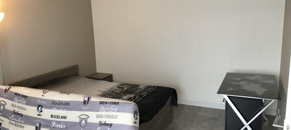 Studio in Amiens, France No. 235432 3