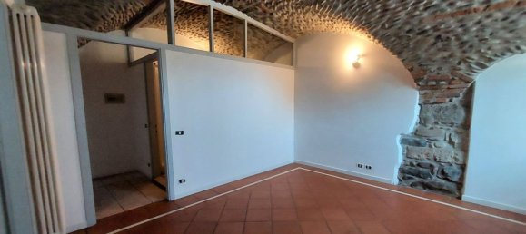 2غرفة شقة في Bergamo, Italy رقم 160658 27