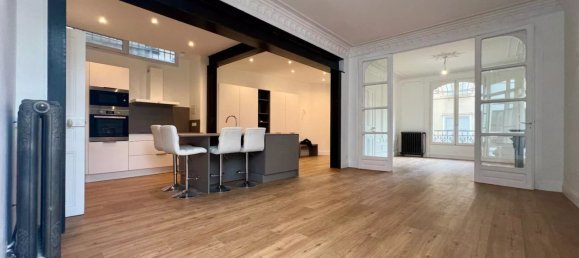 3 Schlafzimmer Wohnung in Chartres, France, Nr. 214356 3