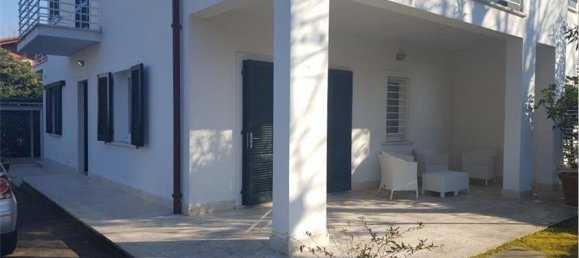 6 bedrooms Villa in Forte dei Marmi, Italy No. 370629 10