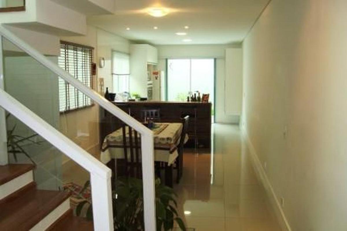 Дом с 3 спальнями в Сан-Паулу, Бразилия № 461838