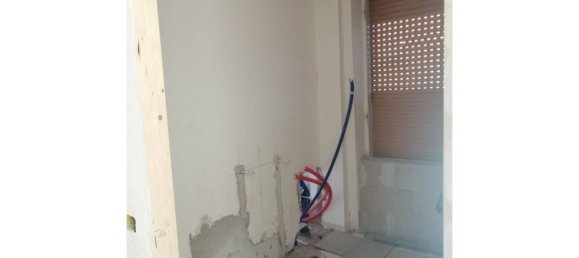 2 Schlafzimmer Wohnung in Rome, Italy, Nr. 102784 8