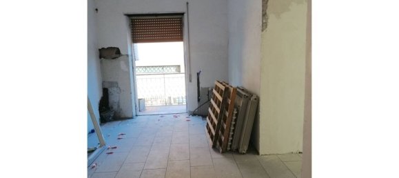 2 Schlafzimmer Wohnung in Rome, Italy, Nr. 102784 10