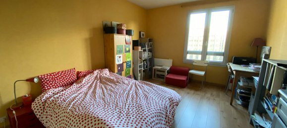 1 bedroom Apartment in Bourges, France No. 102854 7