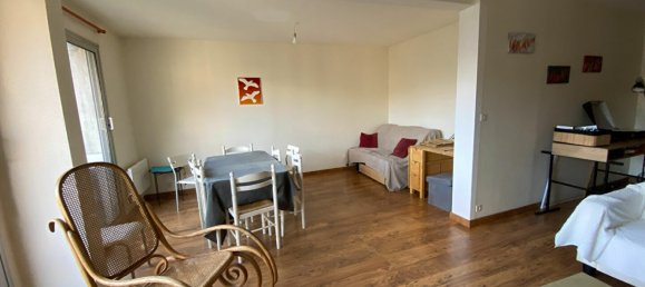 1 bedroom Apartment in Bourges, France No. 102854 4