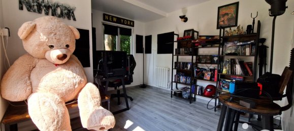 1 Schlafzimmer Haus in Seine-et-Marne, France, Nr. 297058 12