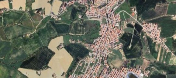 172m² Commercial property in Monte Urano, Italy No. 291587 2