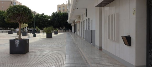 Квартира с 4 спальнями в Малага, Испания № 101549 8