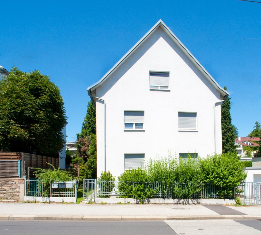 7 rooms House in Linz, Austria No. 127421