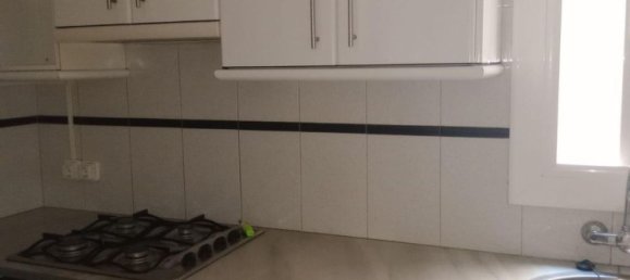 Квартира с 2 спальнями в Бадалона, Испания № 137121 17