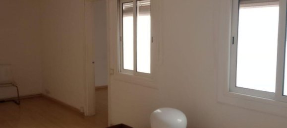 Квартира с 2 спальнями в Бадалона, Испания № 137121 24