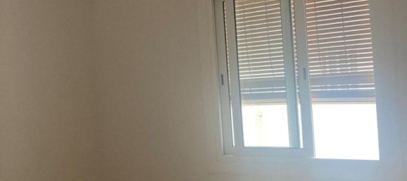 Квартира с 2 спальнями в Бадалона, Испания № 137121 35