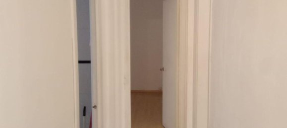 Квартира с 2 спальнями в Бадалона, Испания № 137121 10