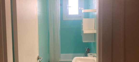 Квартира с 2 спальнями в Бадалона, Испания № 137121 34