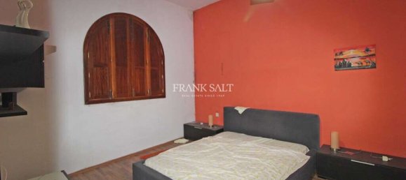 2 Schlafzimmer Haus in Qrendi, Malta, Nr. 8122 9