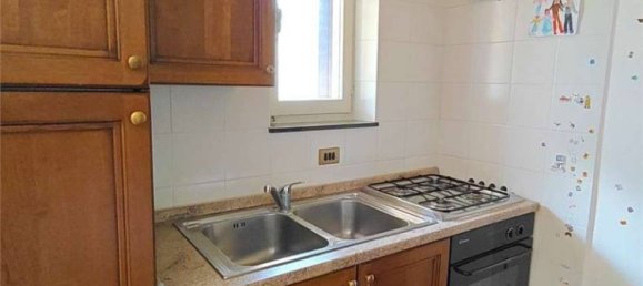 2-salle Appartement à Challand Saint Anselme, Italy No. 284122 8