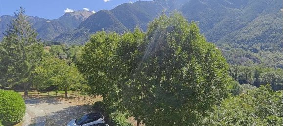 2-salle Appartement à Challand Saint Anselme, Italy No. 284122 32