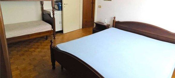 2-salle Appartement à Challand Saint Anselme, Italy No. 284122 16