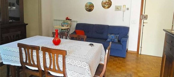 2-salle Appartement à Challand Saint Anselme, Italy No. 284122 5