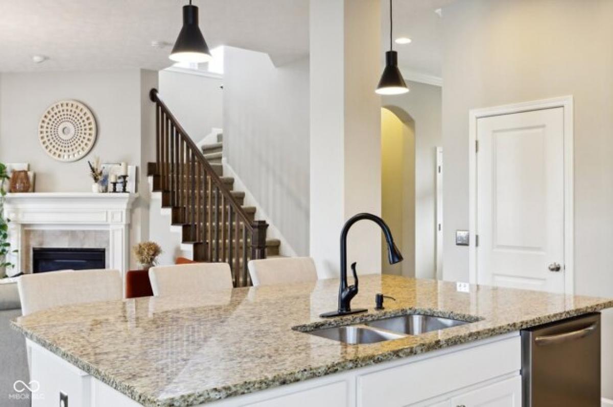 4 bedrooms House in Whitestown, USA No. 380578