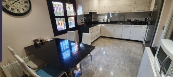 4 bedrooms Townhouse in Marbella, Spain No. 138517 8