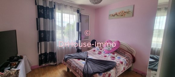 3 bedrooms House in Villemandeur, France No. 252702 6