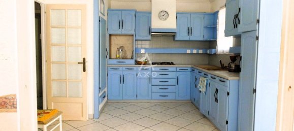 4 bedrooms House in Loire-Atlantique, France No. 287122 4