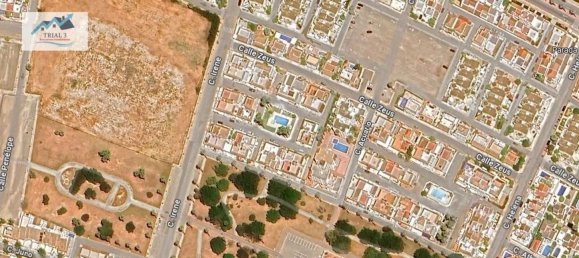 Квартира с 3 спальнями в Лос-Алькасарес, Испания № 168436 3