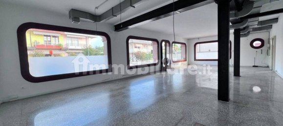 2 rooms Commercial property in Campodarsego, Italy No. 179181 6