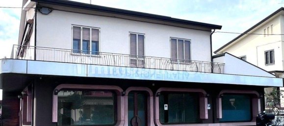 2 rooms Commercial property in Campodarsego, Italy No. 179181 7