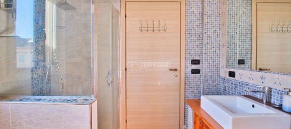 Casa de 4 habitaciónes en Prarolo, Italy No. 165589 10