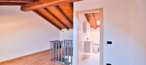 Casa de 4 habitaciónes en Prarolo, Italy No. 165589 25