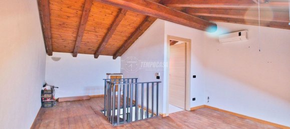 Casa de 4 habitaciónes en Prarolo, Italy No. 165589 24