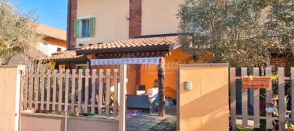 Casa de 4 habitaciónes en Prarolo, Italy No. 165589 33