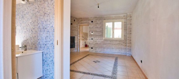 Casa de 4 habitaciónes en Prarolo, Italy No. 165589 4