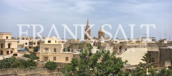 3 bedrooms House in Ghajnsielem, Malta No. 5534 12