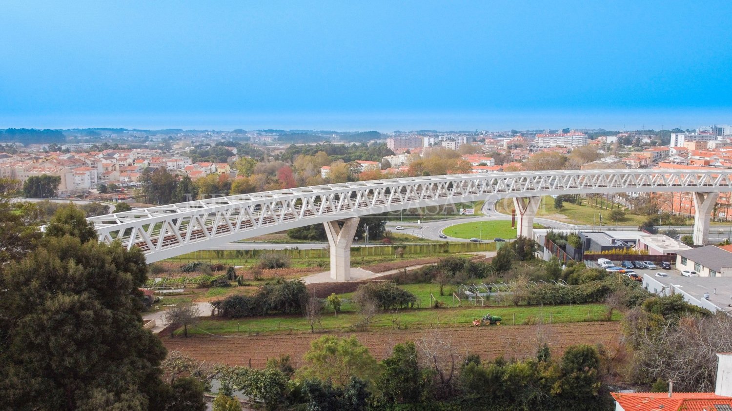 Terrain à Vila Nova de Gaia, Portugal 1291m² No. 125988