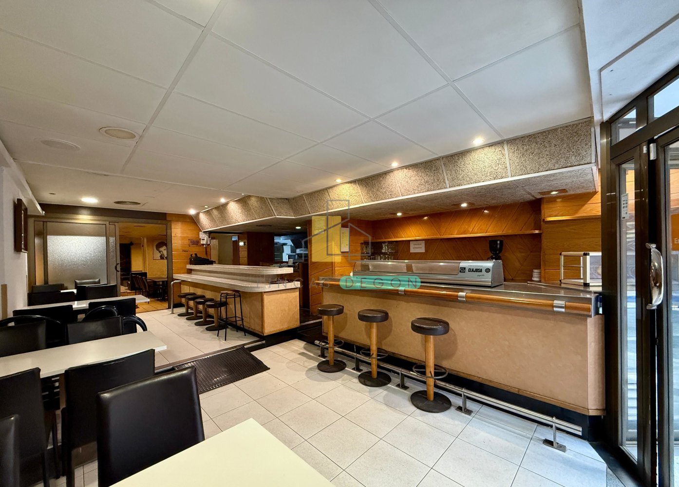 235m² Commercial property in Figueres, Spain No. 20673