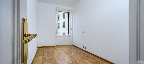 8 غرف نوم شقة في Genoa, Italy رقم 332434 14