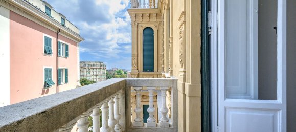 8 غرف نوم شقة في Genoa, Italy رقم 332434 11