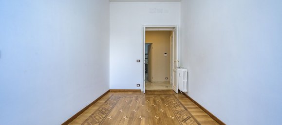 8 غرف نوم شقة في Genoa, Italy رقم 332434 15