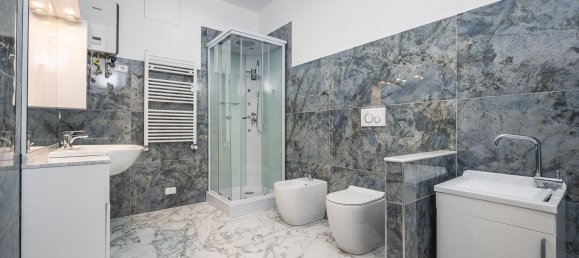 8 غرف نوم شقة في Genoa, Italy رقم 332434 20