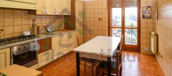 4 rooms Apartment in Nole, Italy No. 2250 3