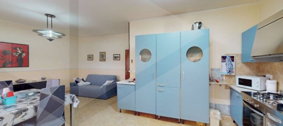 3 rooms Apartment in Pomigliano d'Arco, Italy No. 20263 3
