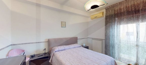 3 rooms Apartment in Pomigliano d'Arco, Italy No. 20263 14