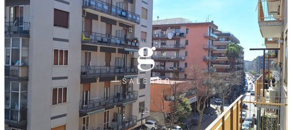 4 bedrooms Apartment in Salerno, Italy No. 56580 4
