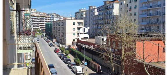 4 bedrooms Apartment in Salerno, Italy No. 56580 3