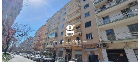 4 bedrooms Apartment in Salerno, Italy No. 56580 10