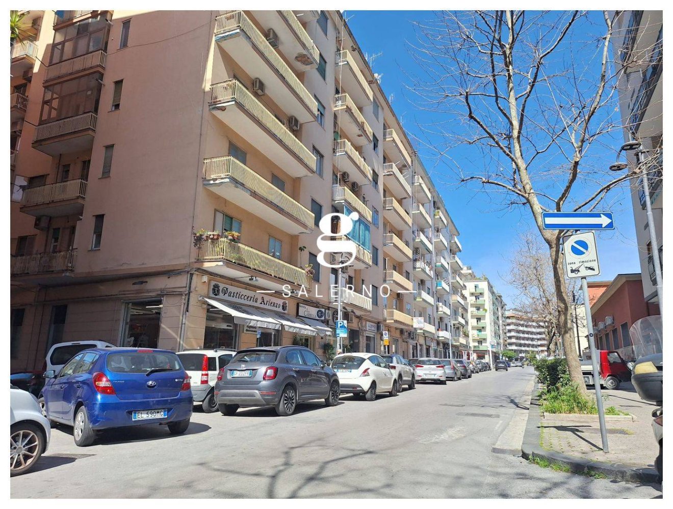 4 bedrooms Apartment in Salerno, Italy No. 56580