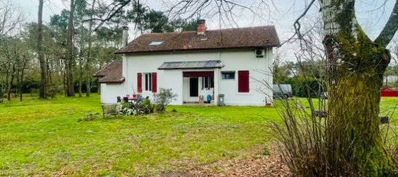 4 bedrooms House in Herm, France No. 100355 17